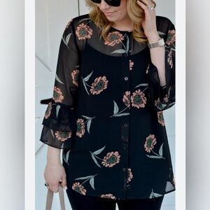 Cabi Sheer Black Floral Ruffle Sleeve Button Front Blouse Top Women’s Size M